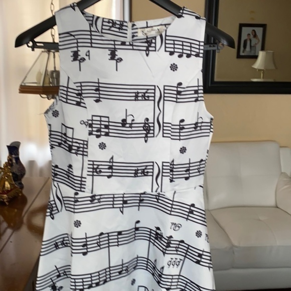 Musical 🎶 CHORDS  dress
